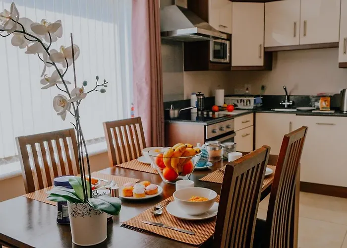 Five Lamps Apartment