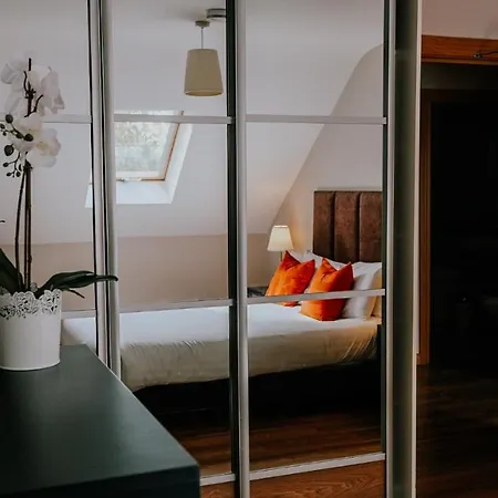 Five Lamps * دبلن