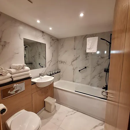 Five Lamps Апартаменты *