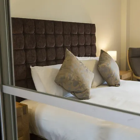 דירה Five Lamps *