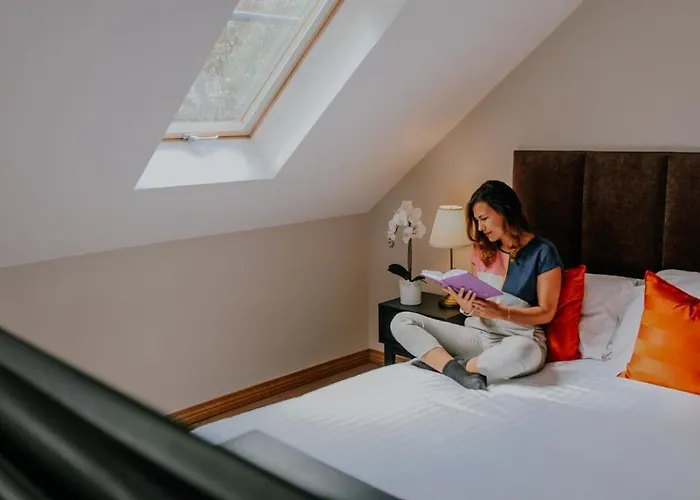 Five Lamps アパート