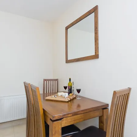 Apartment Five Lamps Dublin